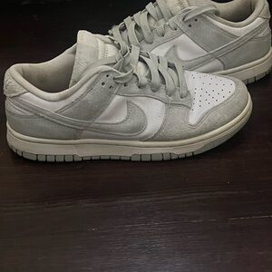 Nike Low-Top Sneakers in Gray and White